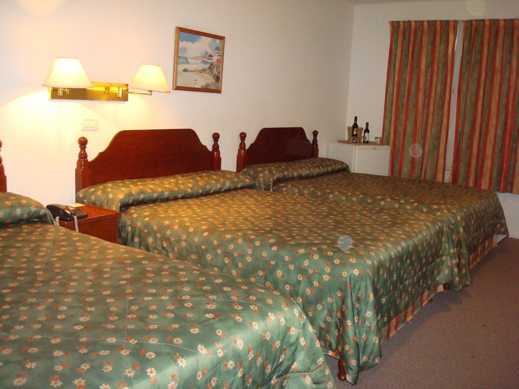 Family Inn San Rafael  Bagian luar foto